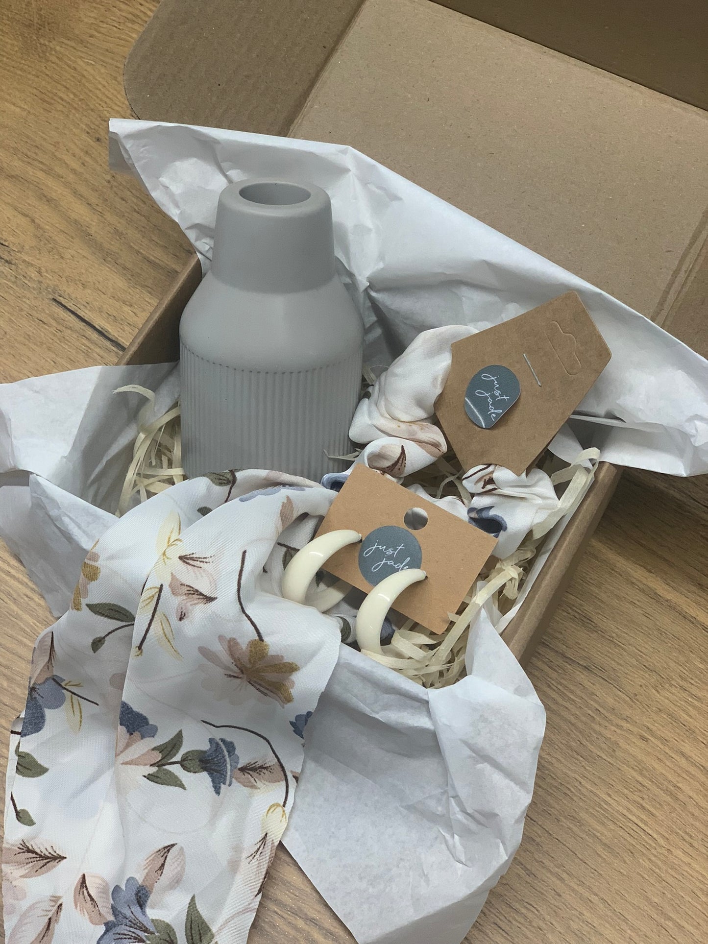 Resin Goodie Hamper - Small