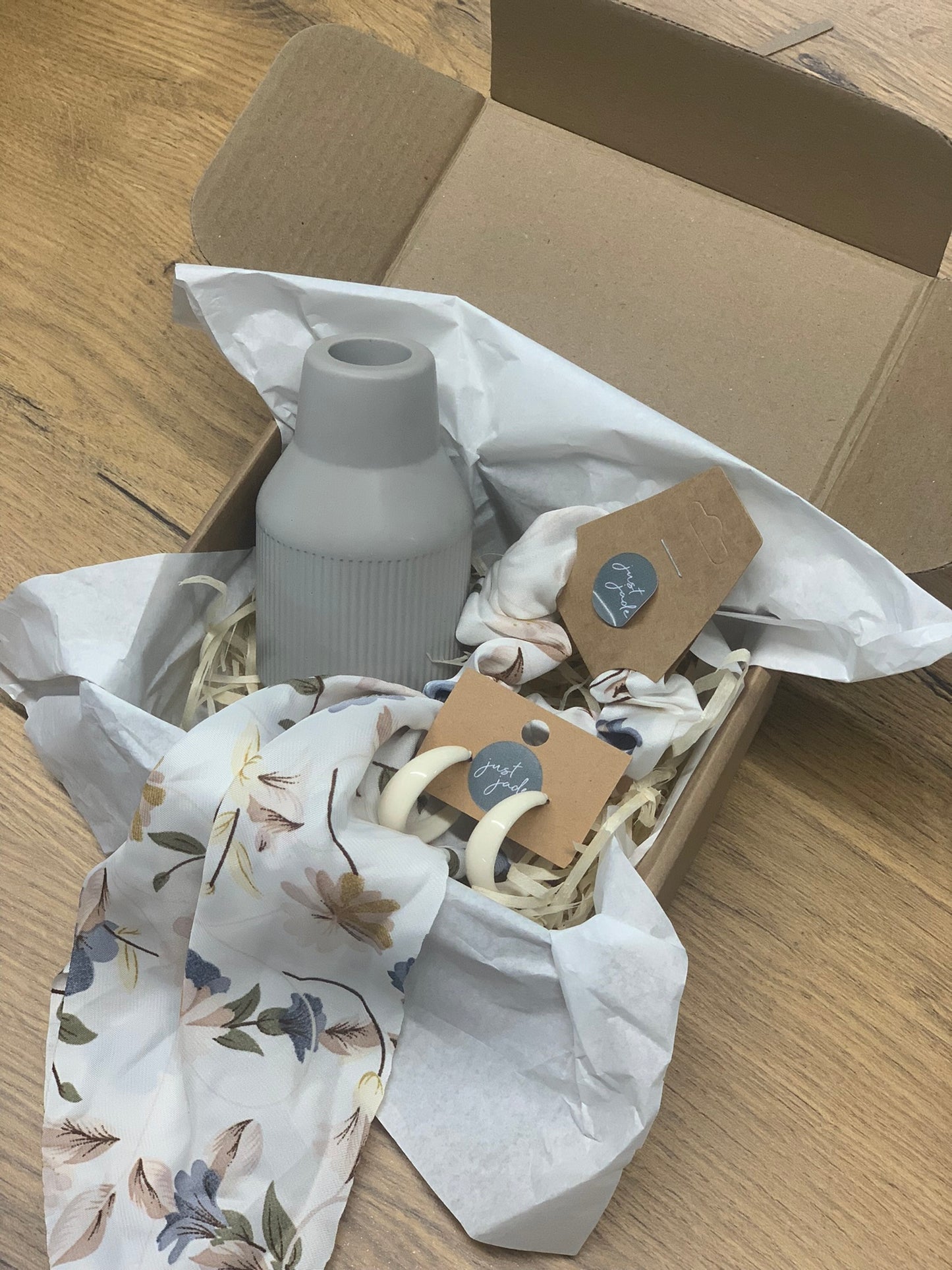 Resin Goodie Hamper - Small