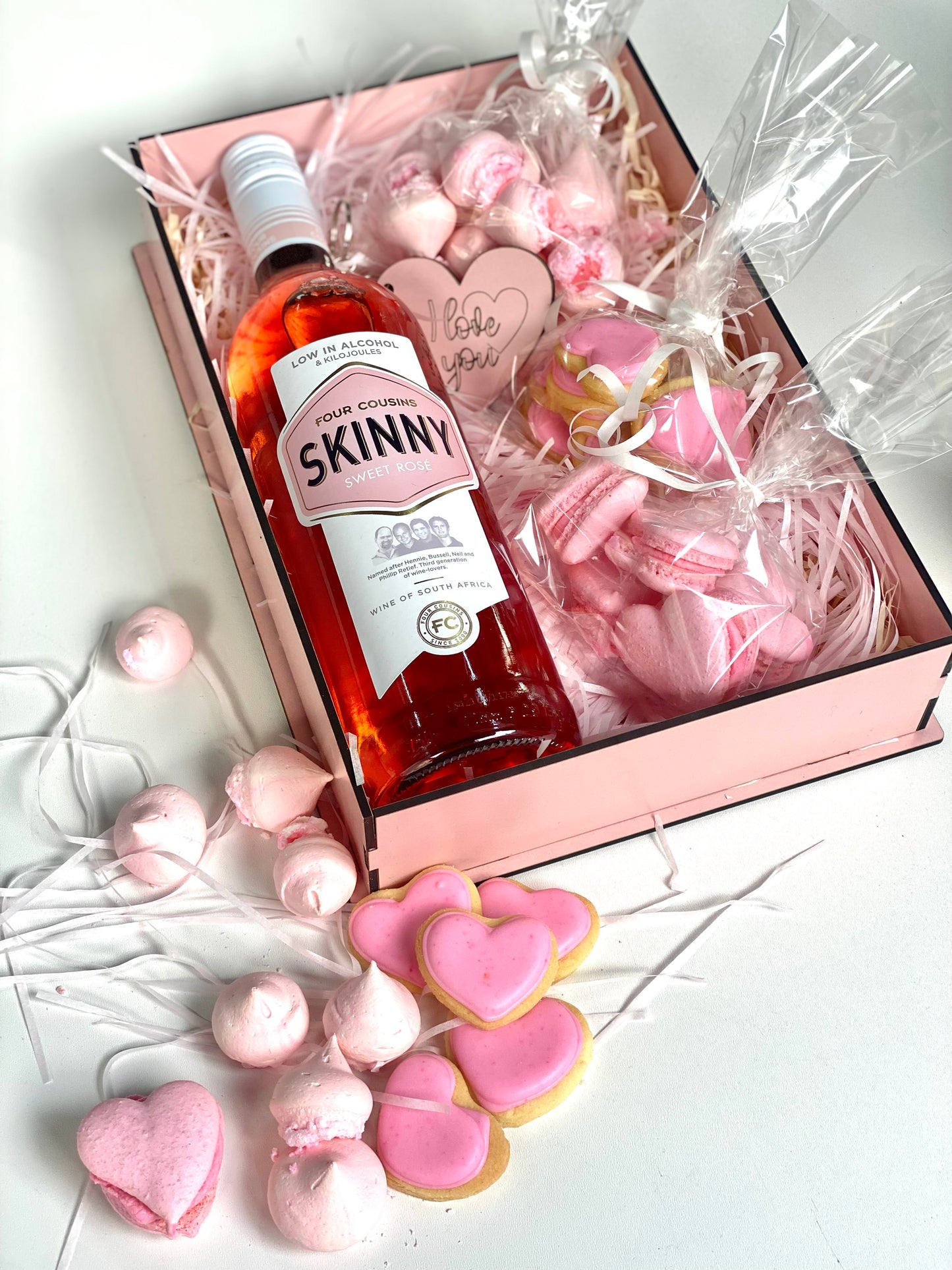 Wine & Dessert Hamper