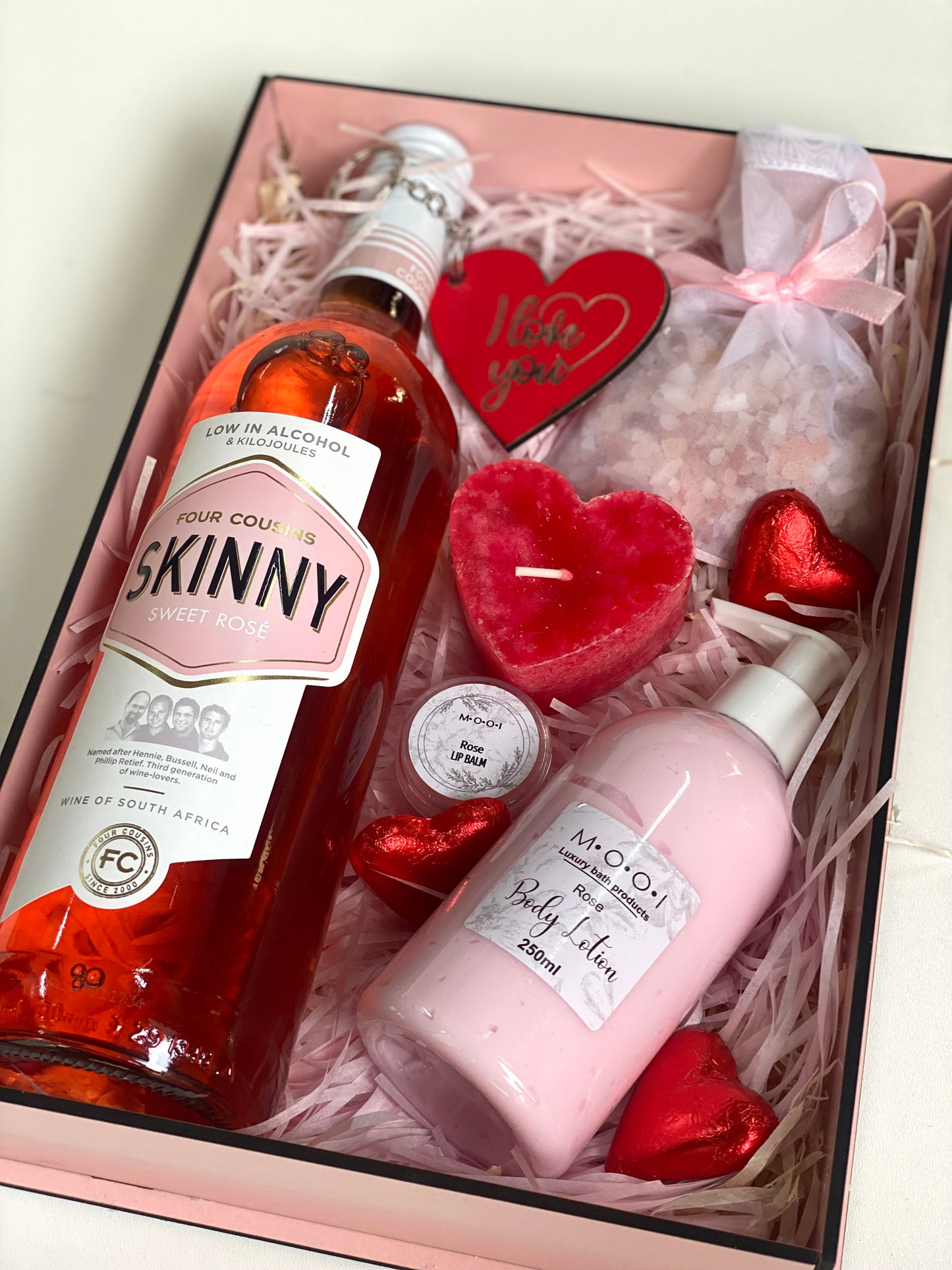 Wine & Luxury Hamper