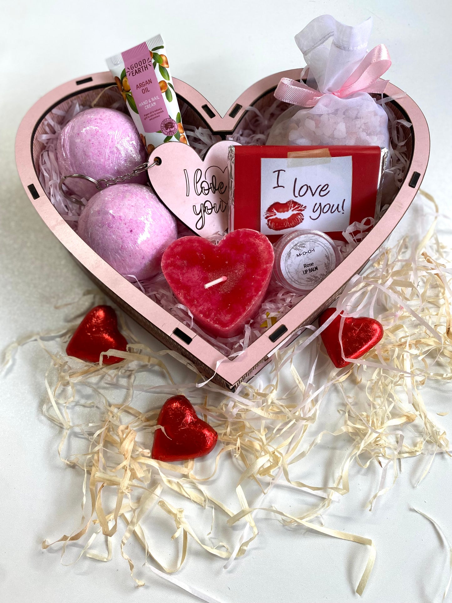 Heart Luxury Hamper