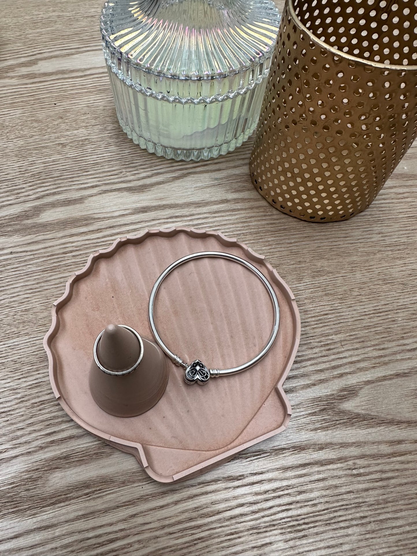 Shell Tray