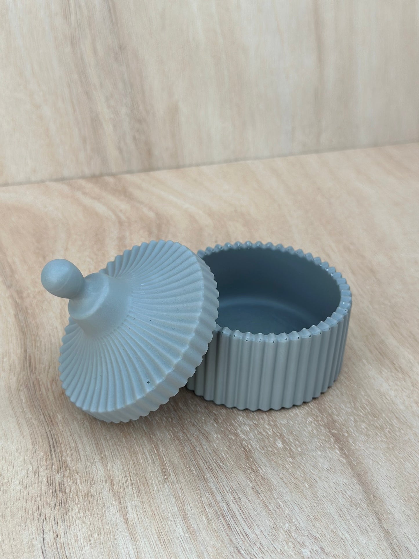 Textured Organiser with Lid