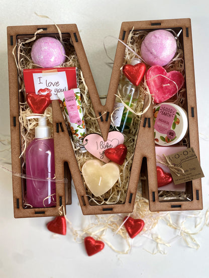 Custom Initial "M" Luxury Hamper